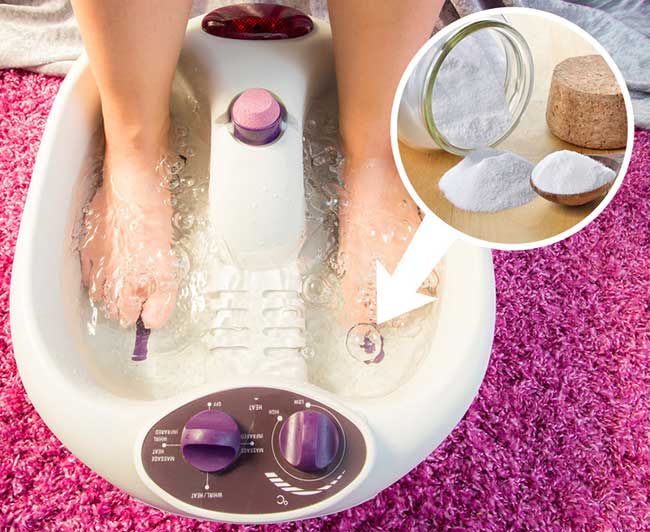 baking-soda-lam-mem-da-chan cách làm mềm mịn da chân