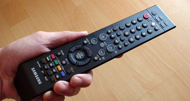 dieu-khien-tivi dieu-khien-tivi