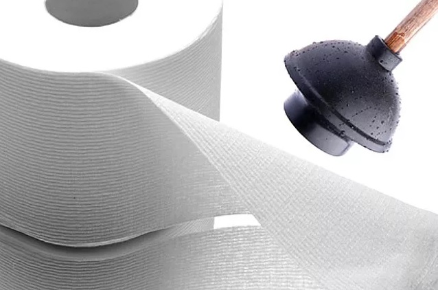 Thong-tac-doan-Trap-cua-bon-cau-khi-bi-tac