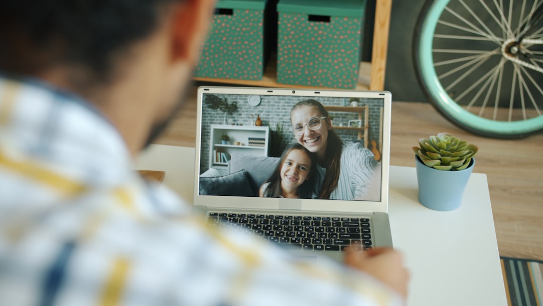 gia đình gọi video call gia đình gọi video call