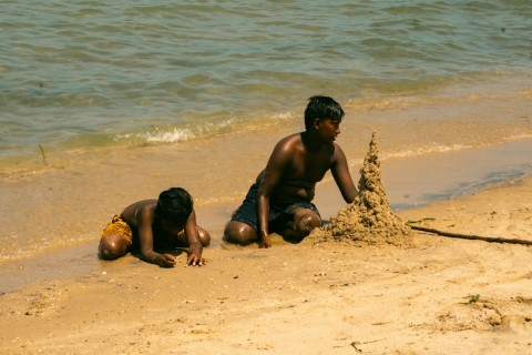 Photo 1762280408876 196488a23fa0