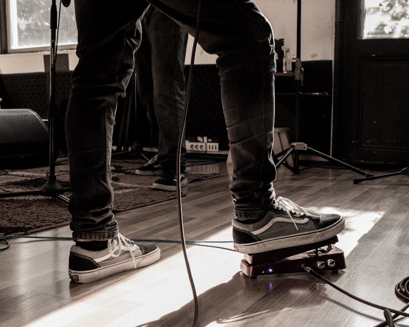 bàn chân đổ mồ hôi bàn chân đổ mồ hôi