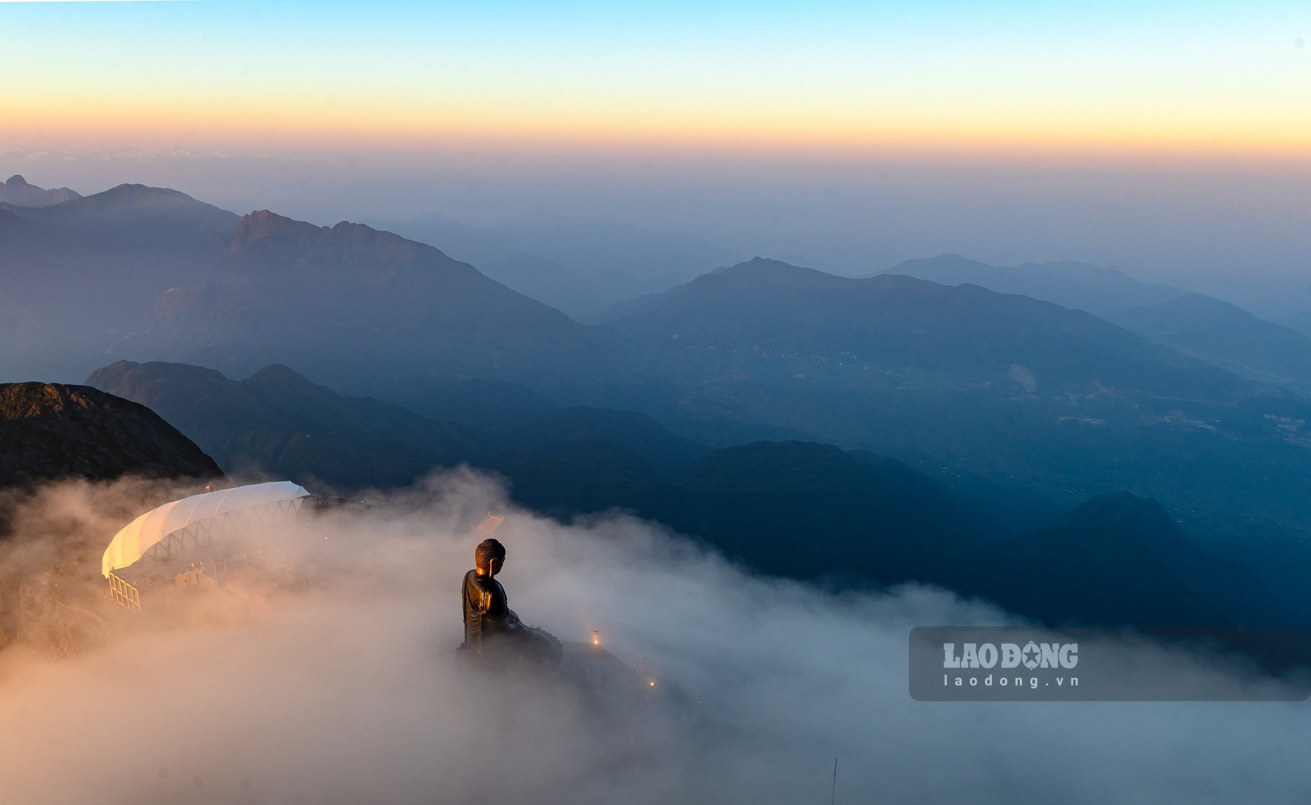 biển mây trên đỉnh Fansipan Sapa