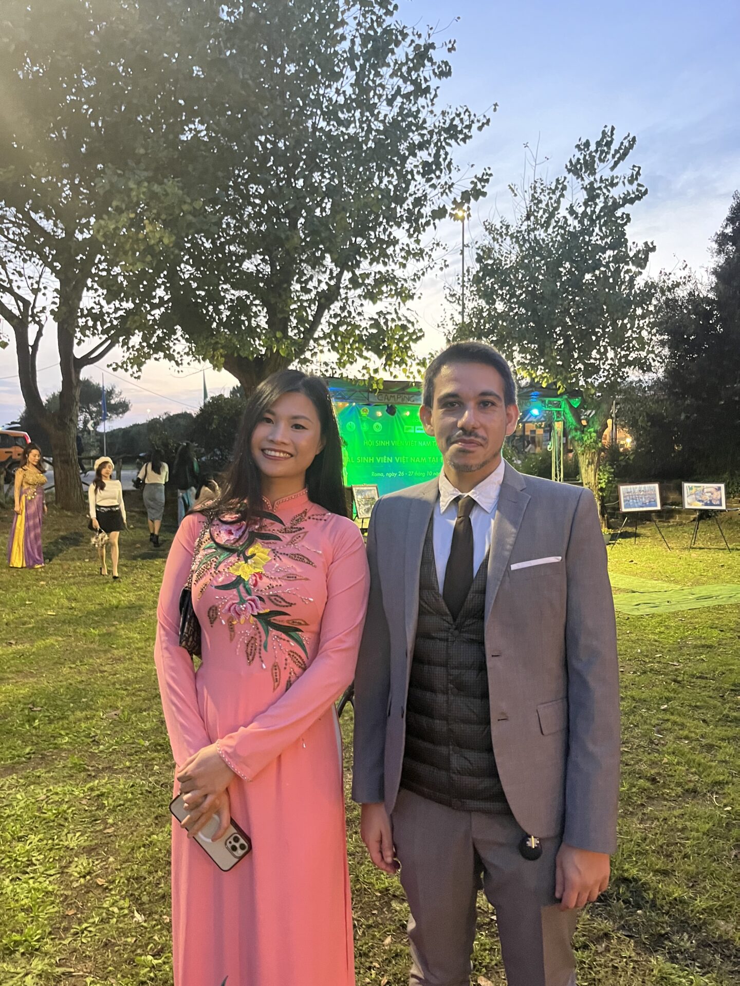 cắm trại tại festival