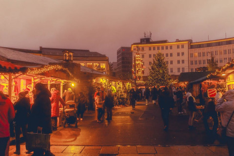 tiệc gia đình ấm cúng