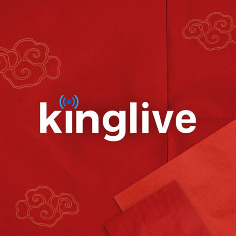 Người trẻ làm việc tập trung